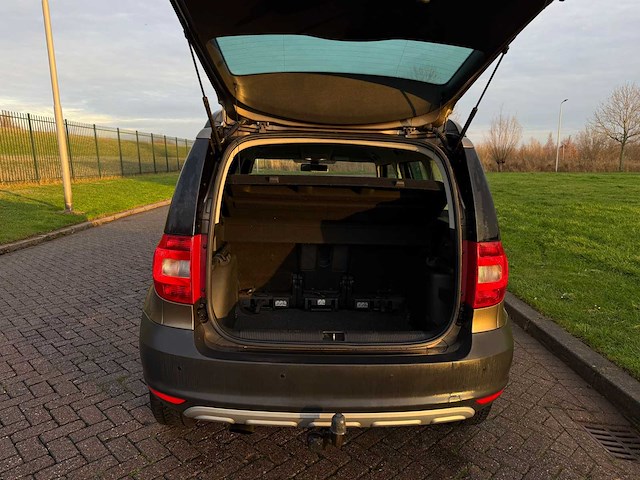 Skoda yeti 1.2 tsi tour, 11-szn-2 - afbeelding 6 van  22