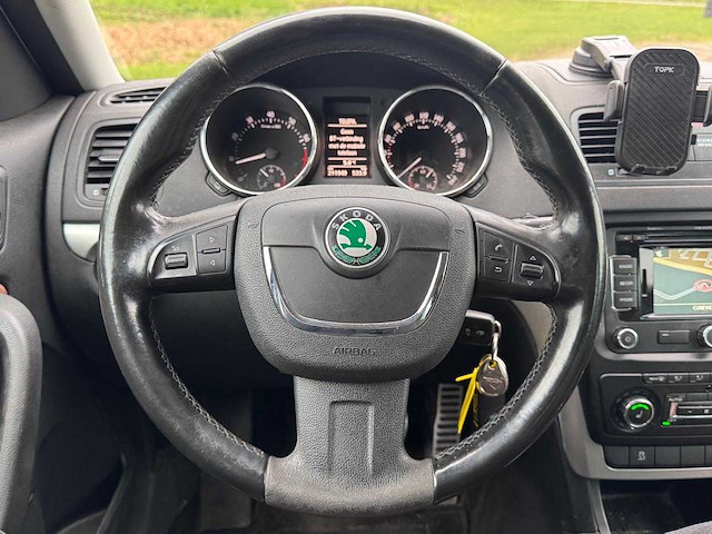 Skoda yeti 1.4 tsi elegance; 84-rvr-8 - afbeelding 15 van  16