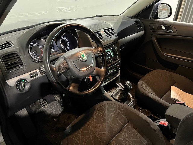 Skoda yeti 1.4 tsi tour, 24-skb-4 - afbeelding 2 van  15