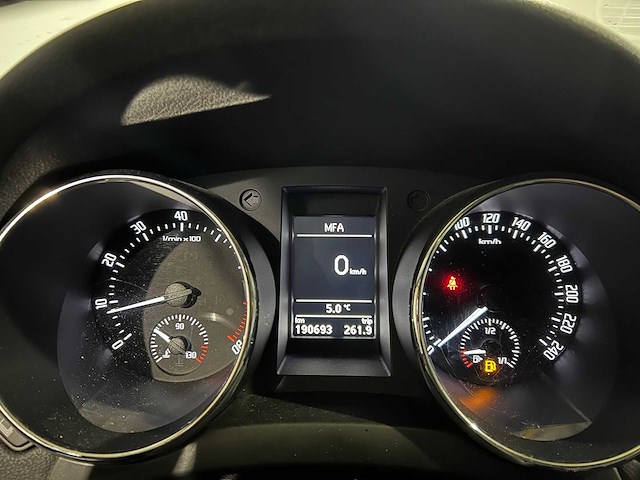 Skoda yeti 1.4 tsi tour, 24-skb-4 - afbeelding 3 van  15