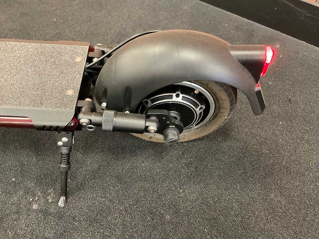 Skotero bonsa elektrische step - afbeelding 10 van  13