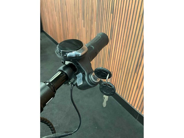 Skotero extreme elektrische step - afbeelding 4 van  10