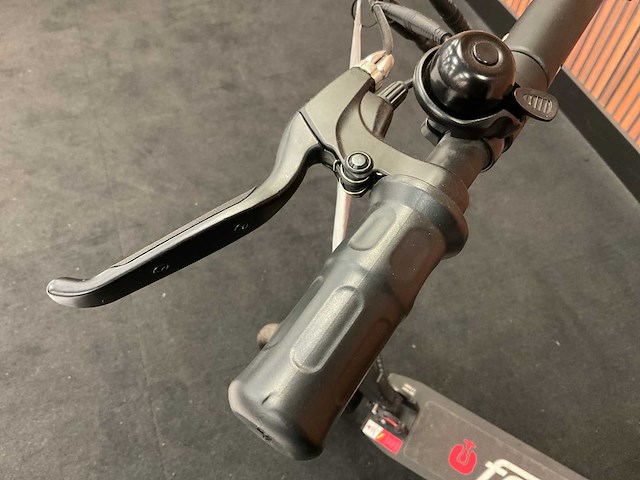 Skotero force elektrische step - afbeelding 12 van  12