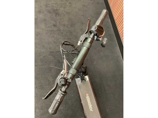 Skotero steply elektrische step - afbeelding 8 van  13