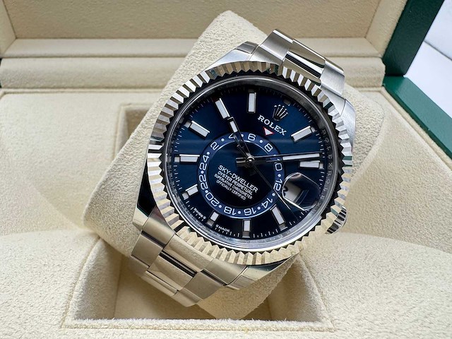 Sky-dweller 336934 | blue dial | 2025 | full set - afbeelding 6 van  12