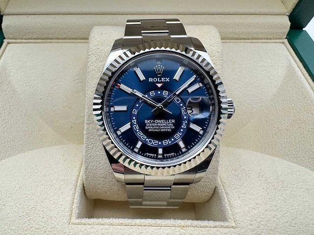 Sky-dweller 336934 | blue dial | unworn | 2026 | full set - afbeelding 9 van  12