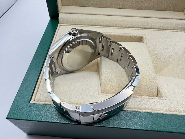 Sky-dweller 336934 | blue dial | unworn | 2026 | full set - afbeelding 2 van  12