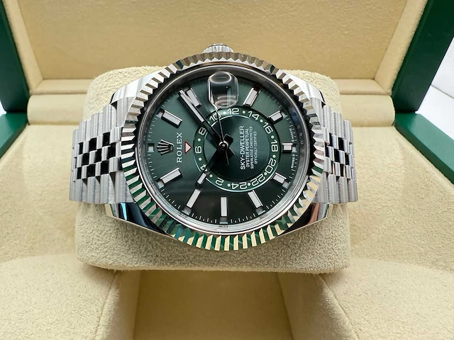 Sky-dweller | 336934 | green dial | jubilee | like new - afbeelding 7 van  12