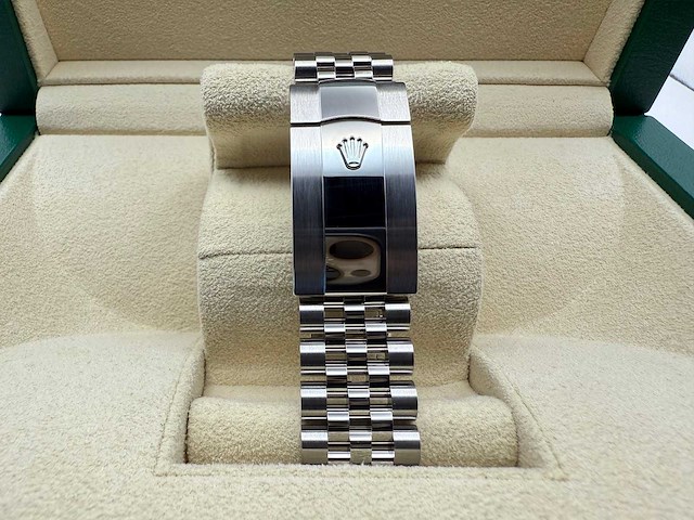 Sky-dweller | 336934 | green dial | jubilee | unworn | 2026 - afbeelding 8 van  12