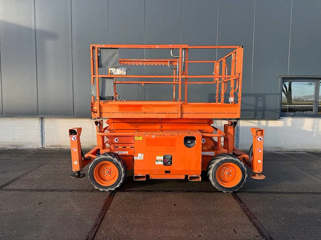 Skyjack - 2015 - sj6832rt - hoogwerker 4x4 - afbeelding 1 van  16