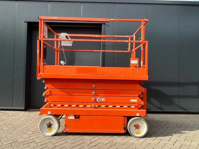 Skyjack sj iii-4632 12 meter schaarhoogwerker - afbeelding 1 van  11