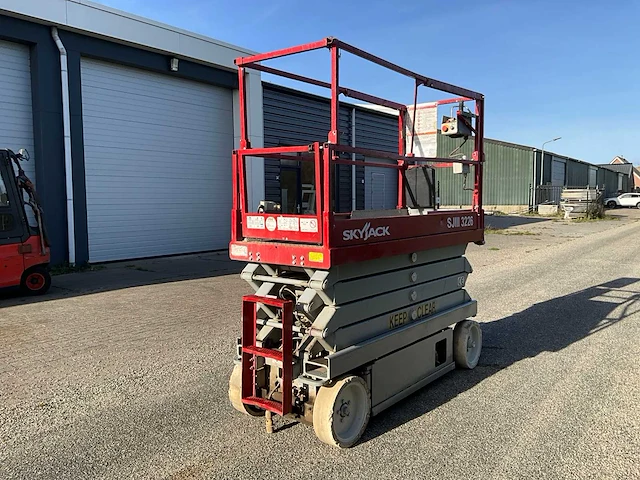 Skyjack sjiii 3226 hoogwerker - afbeelding 1 van  12