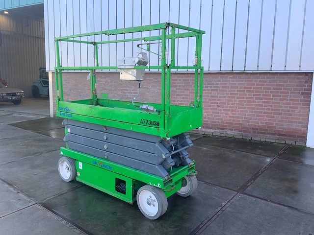 Skyjack sjiii 3226 schaarhoogwerker - afbeelding 12 van  21