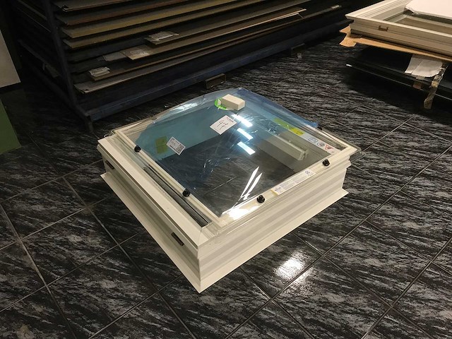 Skylux elektrische dakopstand met lichtkoepel 800x800mm - afbeelding 6 van  12