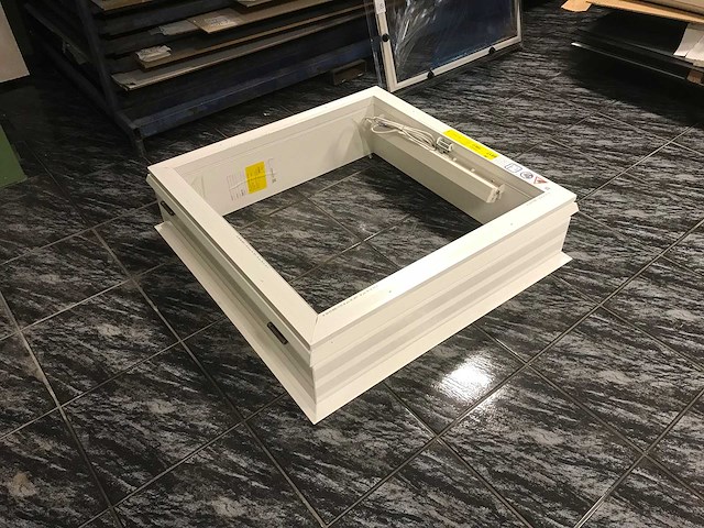 Skylux elektrische dakopstand met lichtkoepel 800x800mm - afbeelding 9 van  12