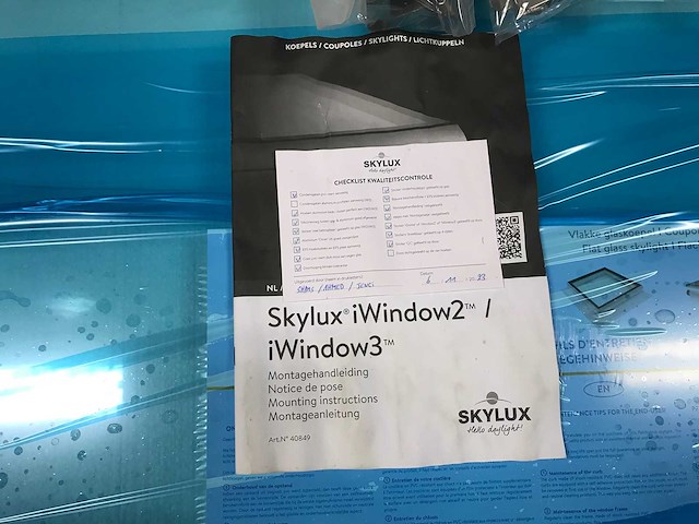 Skylux iwindow3 vlakglazen daklicht 1000 × 1800 mm met pvc-opstand - afbeelding 9 van  9
