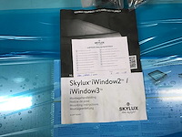 Skylux iwindow3 vlakglazen daklicht 1000 × 1800 mm met pvc-opstand - afbeelding 9 van  9