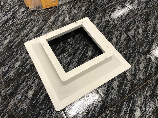 Skylux lichtkoepel met opstand – 40 × 40 cm - afbeelding 5 van  5
