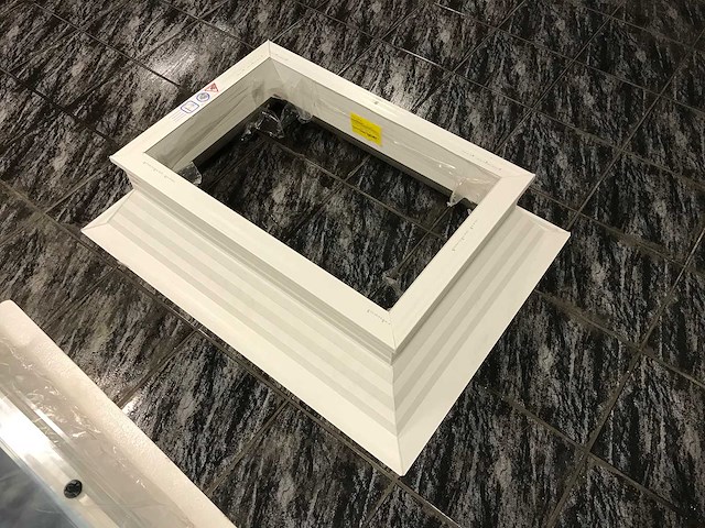 Skylux lichtkoepel met opstand – 50 × 80 cm - afbeelding 4 van  6