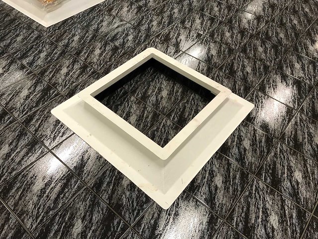 Skylux lichtkoepel met opstand – 60 × 60 cm - afbeelding 4 van  5