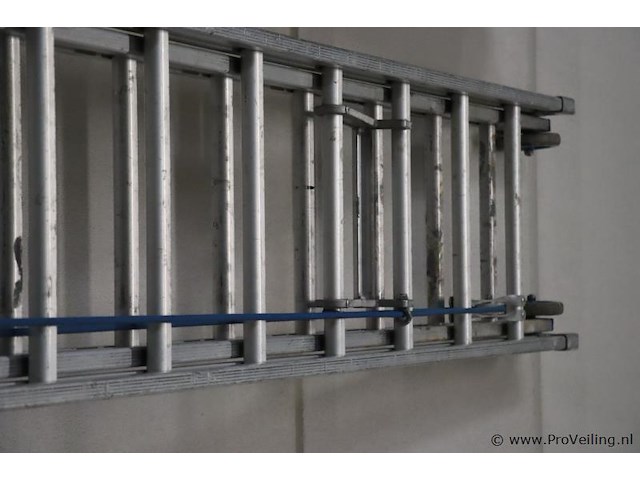 Skyworks schuifladder/trekladder met touw e 2x20 sporten - afbeelding 2 van  6