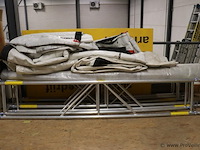 Skyworks steiger en doorwerktent/regenschermen - afbeelding 8 van  11