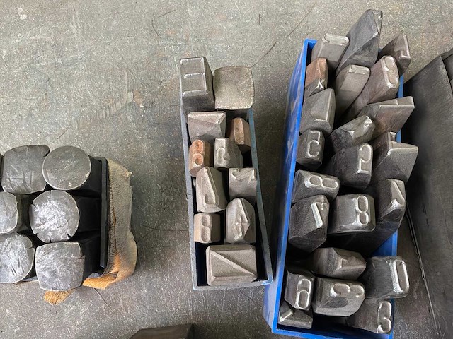 Slagletters en cijfers - afbeelding 13 van  14