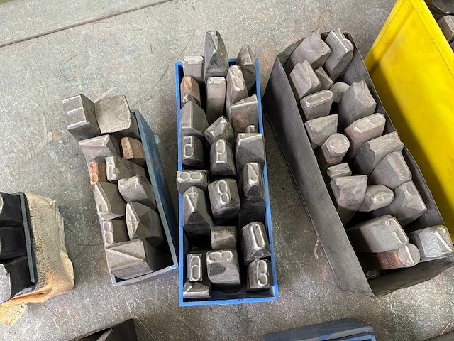 Slagletters en cijfers - afbeelding 14 van  14