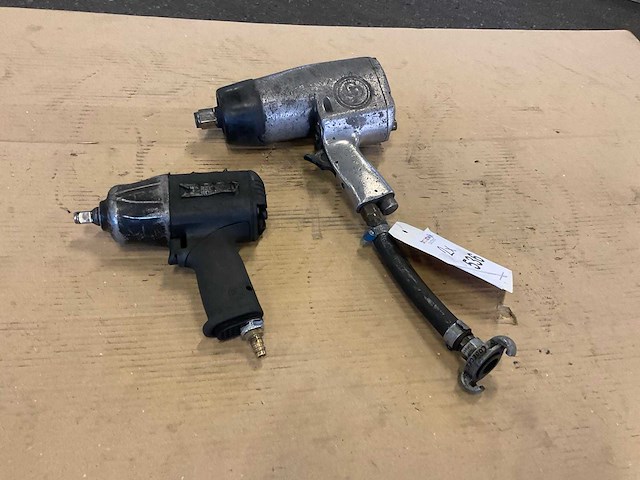 Slagmoersleutel (2x) - afbeelding 1 van  7