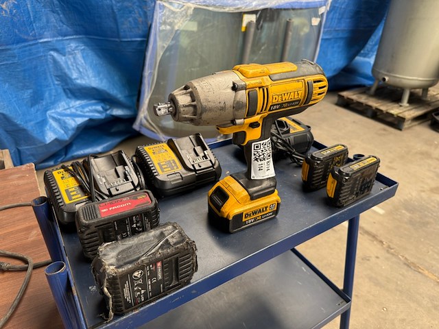 Slagmoersleutel dewalt, dg889 - afbeelding 1 van  5