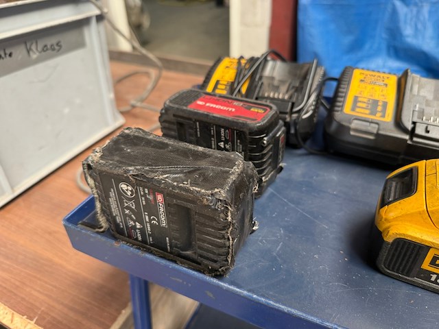 Slagmoersleutel dewalt, dg889 - afbeelding 4 van  5