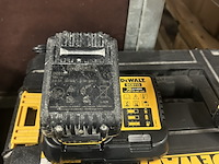 Slagschroevendraaier, 1x multitool, 2x koffer, 3x accu, 1x lader, dewalt, dcf887n, dcs356 - afbeelding 3 van  6