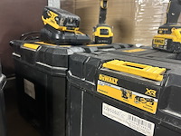 Slagschroevendraaier, 1x multitool, 2x koffer, 3x accu, 1x lader, dewalt, dcf887n, dcs356 - afbeelding 6 van  6