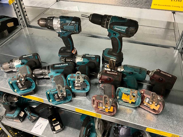 Slagschroevendraaier / schroefboormachine (8x) - afbeelding 1 van  6