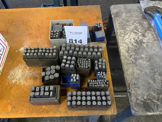 Slagstempels - afbeelding 1 van  5