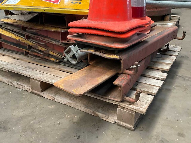 Slangbrug - afbeelding 6 van  6