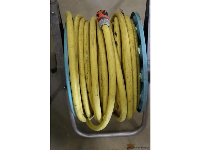 Slangenhaspel - afbeelding 3 van  5