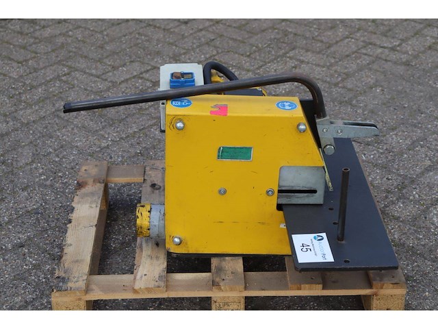 Slangenknipmachine parker th3-3 elektrisch 2009 - afbeelding 1 van  1