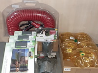 Slangeset, vliengordijnen, bollen stekers, wespenvallen (d1909)