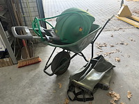 Slanghaspel met kruiwagen - afbeelding 3 van  6