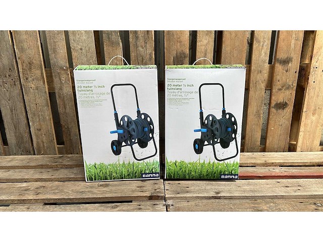Slangwagen met slang en accessoires (2x) - afbeelding 1 van  1