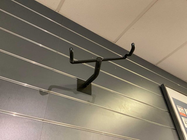 Slatwall, wandhaken en plateaus - afbeelding 9 van  13