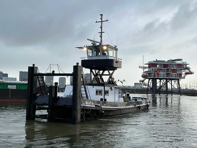 Sleepboot met duwsteven ‘labiata’ eni 02321998 - afbeelding 28 van  123