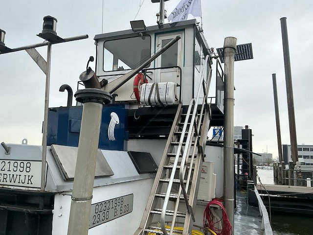 Sleepboot met duwsteven ‘labiata’ eni 02321998 - afbeelding 35 van  123