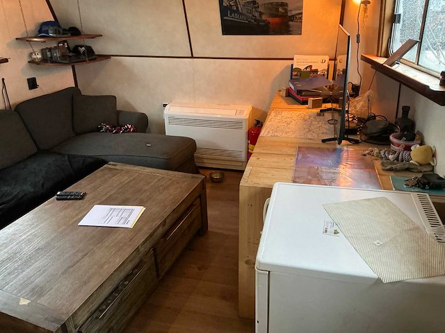 Sleepboot met duwsteven ‘labiata’ eni 02321998 - afbeelding 75 van  123