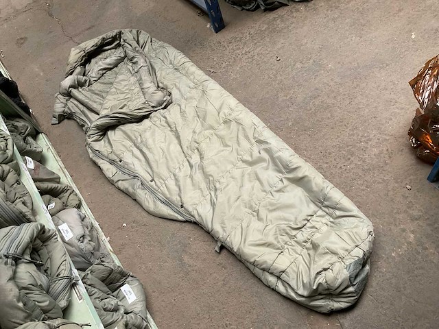 Sleeping bag - afbeelding 1 van  4