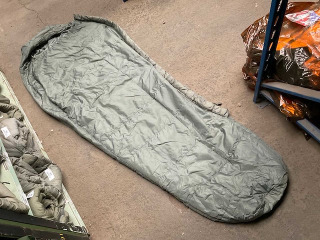 Sleeping bag - afbeelding 2 van  3