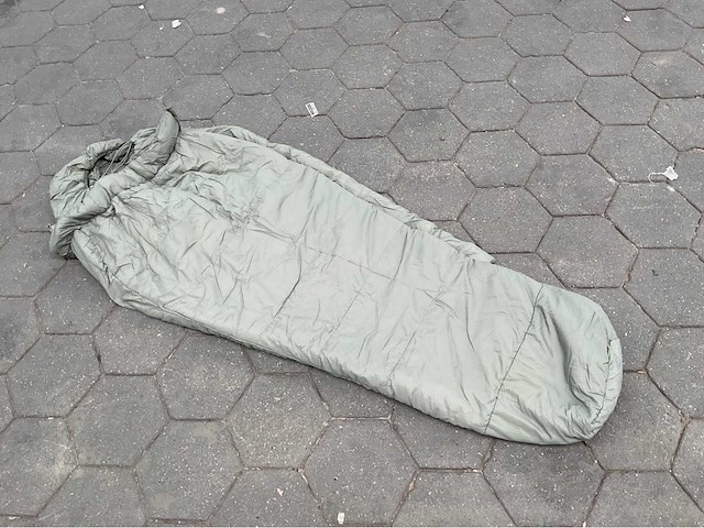 Sleeping bag - afbeelding 2 van  3