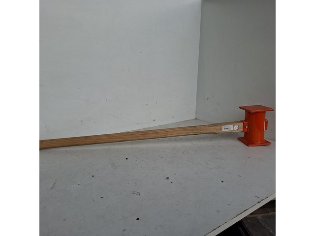 Sleg 3,8kg - afbeelding 1 van  4