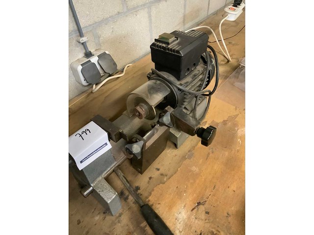 Sleuteldupliceermachine - afbeelding 2 van  4